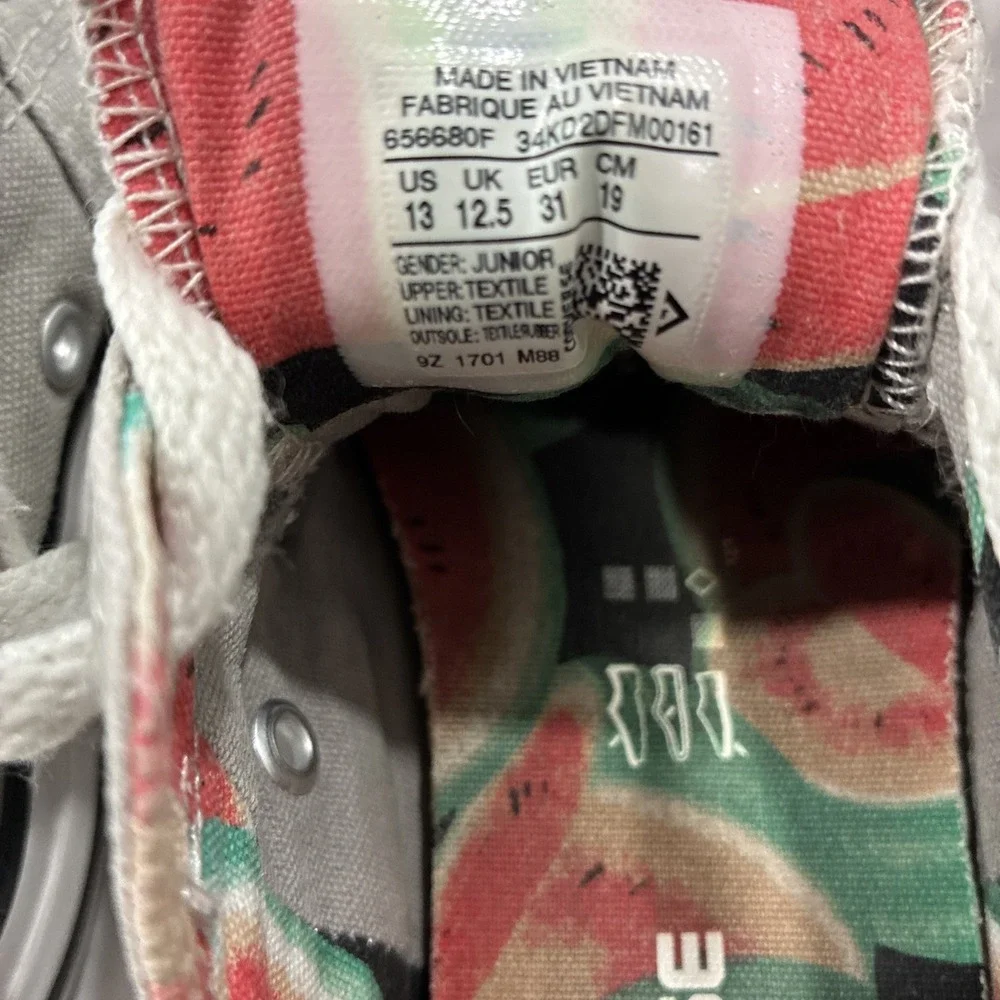 Converse Chuck Taylor Madison  Ox Skateboard Shoes KIDS 13 Gray Watermelon Print